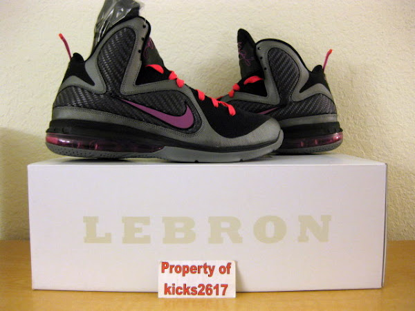 Upcoming Nike LeBron 9 8220Miami Nights8221 Also With 2 Sets of Laces