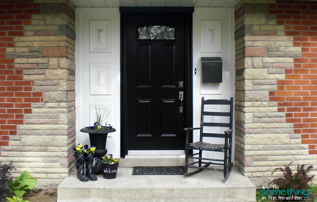 [Front%2520Porch%2520WM%255B6%255D.jpg]