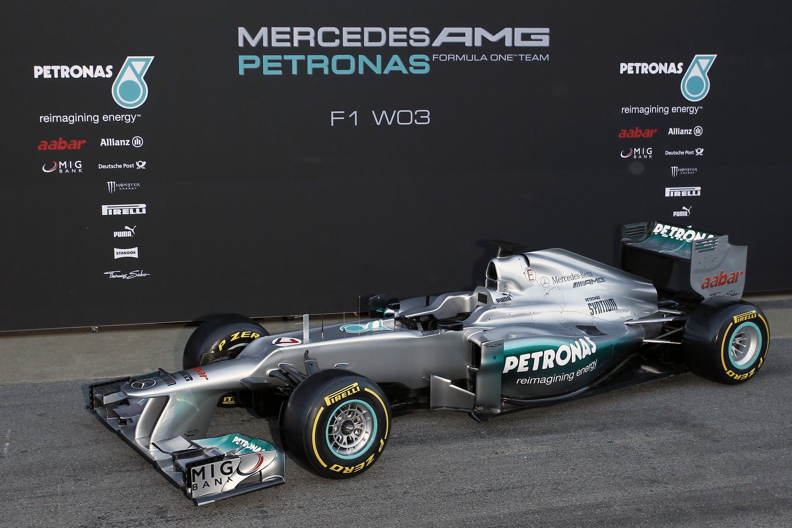 [F1-2012-Mercedes-GP-W03-6%255B3%255D.jpg]