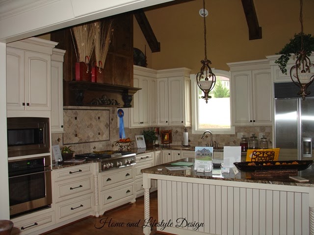 3203 Springhill Kitchen 1a