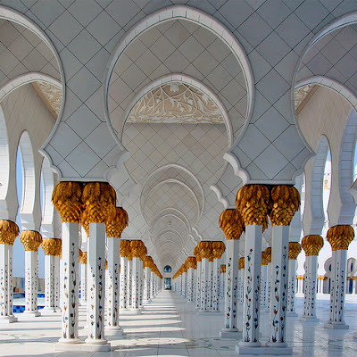 Best viewed large on a black backgroundSheikh Zayed Mosque in Abu Dhabi is the largest mosque in the United Arab Emirates and the sixth largest mosque in the world. It is named after Sheikh Zayed bin Sultan Al Nahyan, the founder and the first President of the United Arab Emirates, who is also buried there.<br> © Luiz Pires<br> 3396010727.jpg