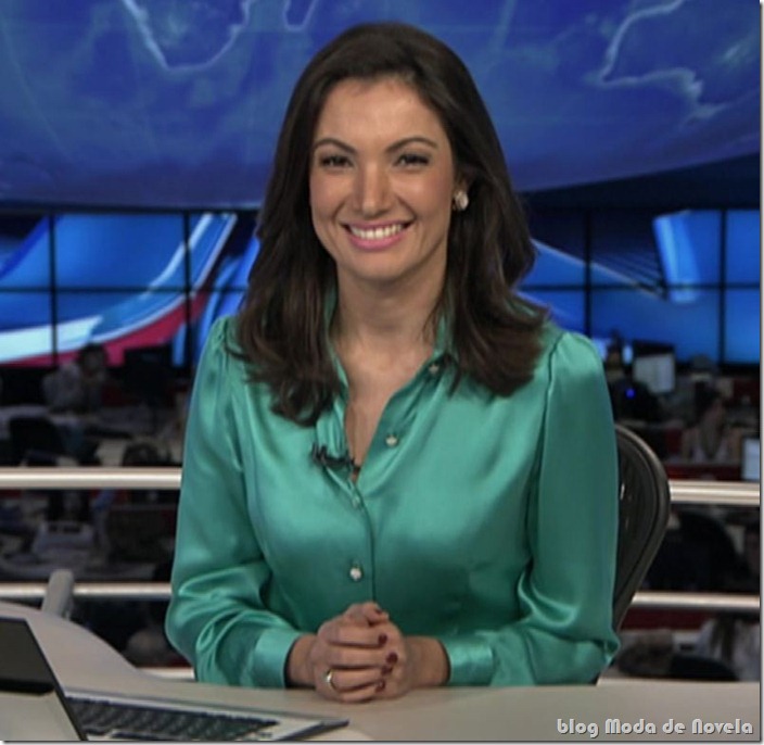 moda da patr&iacute;cia poeta no jornal nacional - 16dez11