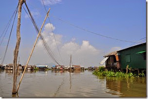 Cambodia Kampong Chhnang floating village 131025_0323
