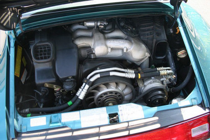 [1996-PORSCHE-993-C2-14%255B2%255D.jpg]