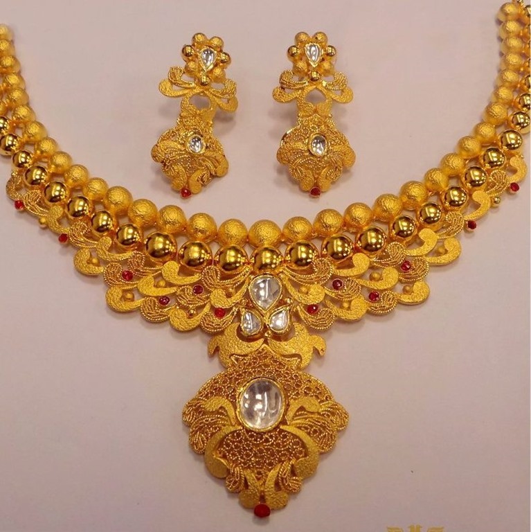 [Gold_Necklace%255B4%255D.jpg]