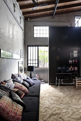 This sofa is so long and comfy looking with all of the warm-toned pillows you could have all of your friends over to lounge and watch TV. And the juxtopistion between the dark sofa and the soft, white rug is perfection. From olofjakobina.blogspot.com This sofa is so long and comfy looking with all of the warm-toned pillows you could have all of your friends over to lounge and watch TV. And the juxtopistion between the dark sofa and the soft, white rug is perfection. From olofjakobina.blogspot.com