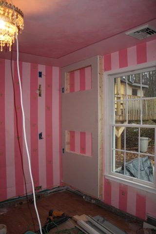 [girlsroom112.jpg]