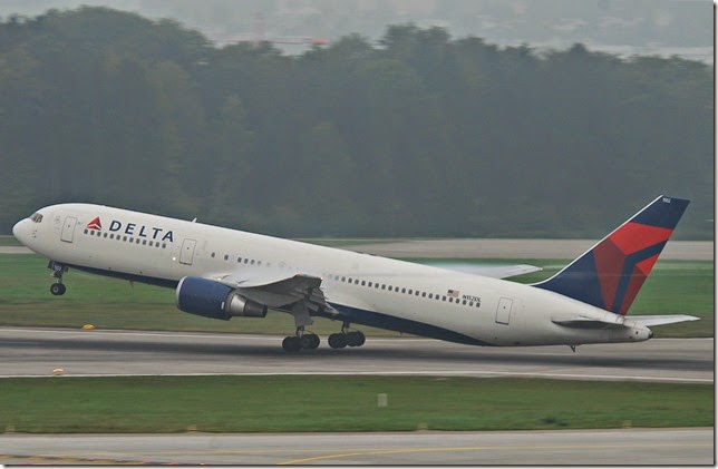 Delta_Air_Lines_Boeing_767-300;_N152DL@ZRH;30.09.2011_619bd_(6207040538)