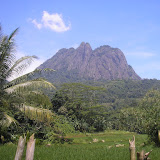 Parang - the fabulous andesite mountain (Daniel Quinn, April 2011)