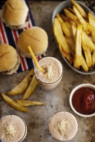 [Shakes%2520burgers%2520and%2520fries%2520-%2520Design%2520Sponge%255B5%255D.jpg]