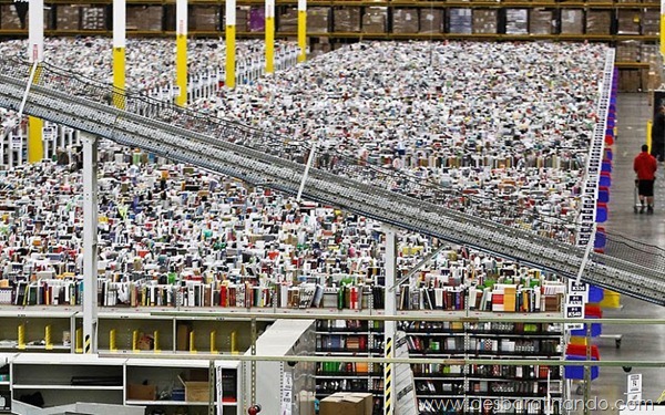armazem-por-dentro-inside-amazon-warehouse-desbaratinando (1) armazem-por-dentro-inside-amazon-warehouse-desbaratinando (1)