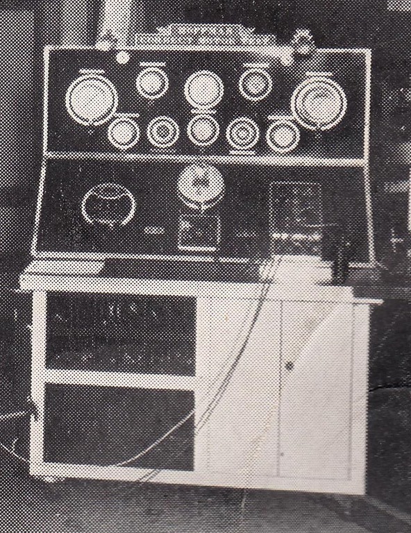 [Arthur%2520On%2520The%2520Job%25202%2520Equipment%2520Cropped%255B5%255D.jpg]