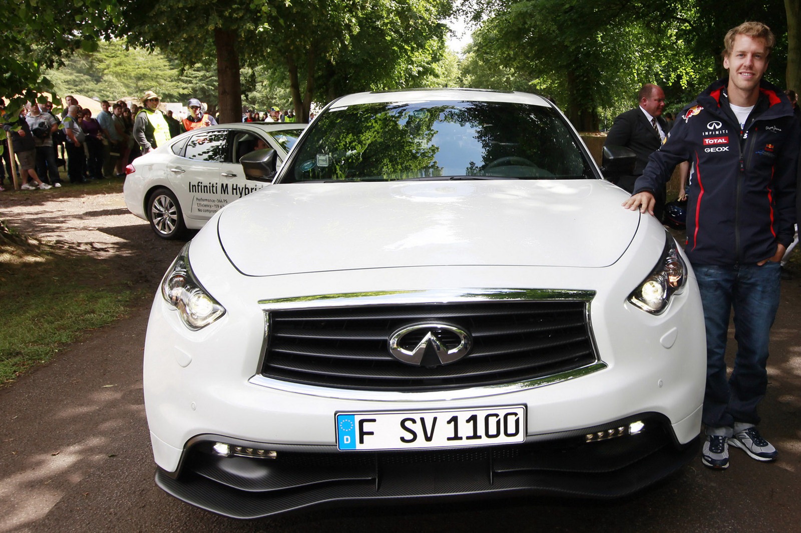 [Infiniti-Goodwood-10%255B2%255D.jpg]