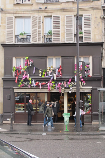 And last, but certainly not least, I could not believe my eyes when from across a very busy boulevard on the Left Bank. I spotted the decorations of this patisserie. I was blown away! And last, but certainly not least, I could not believe my eyes when from across a very busy boulevard on the Left Bank. I spotted the decorations of this patisserie. I was blown away!