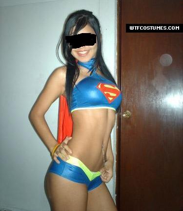 [supergirl_sexy_costume2%255B3%255D.jpg]