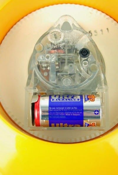 yellow orange Siemens Electronic wall clock mechanism