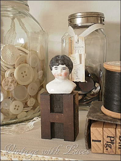 Studio Tour - Vintage with Laces