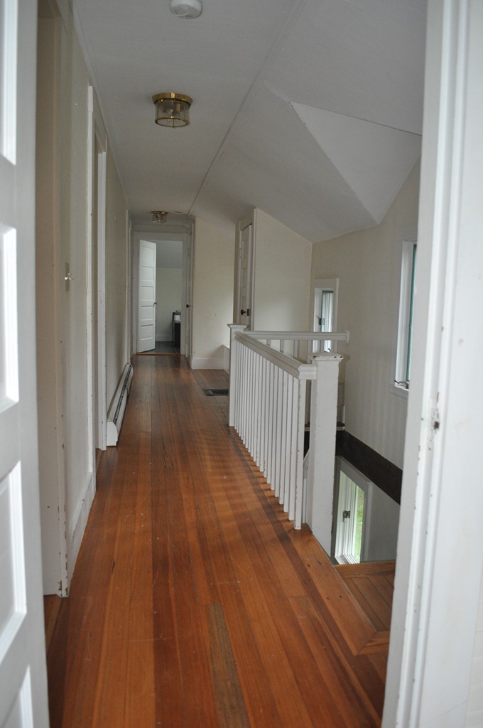 [Beach%2520Hallway%2520Before%255B4%255D.jpg]