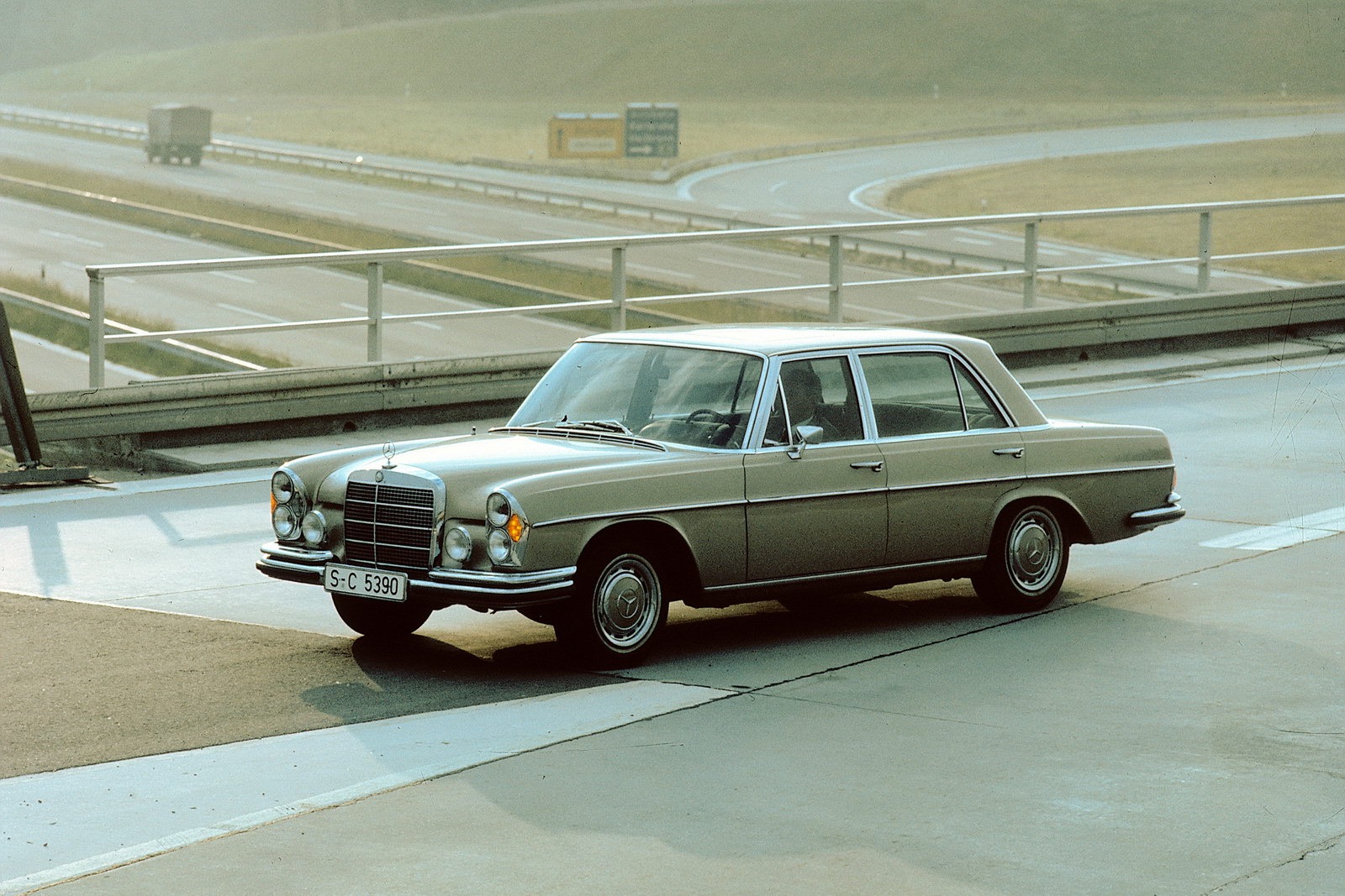 [Mercedes-Benz-S-Class-Tradition-35%255B2%255D.jpg]