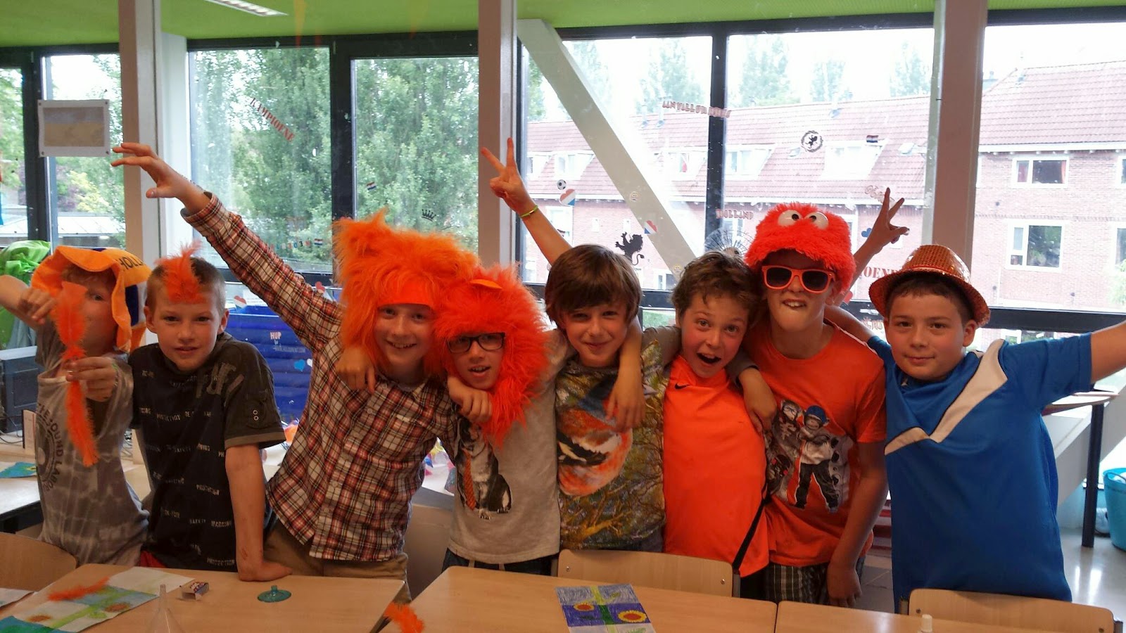 Juf yvonne nassauschool Keuken in gele