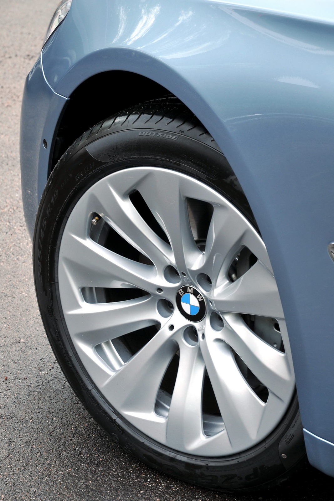 [2013-BMW-7-Series-264%255B2%255D.jpg]