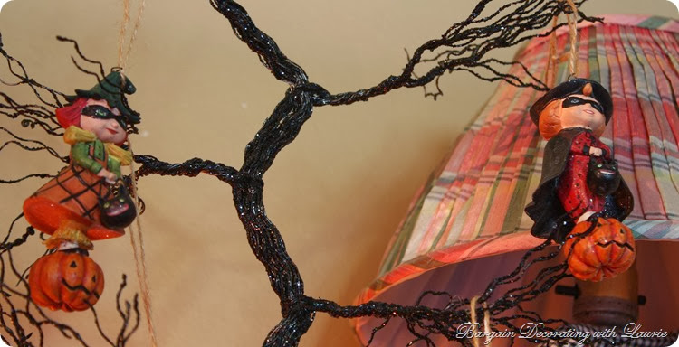 trck trtrs 1 Halloween-Bargain Decorating with Laurie