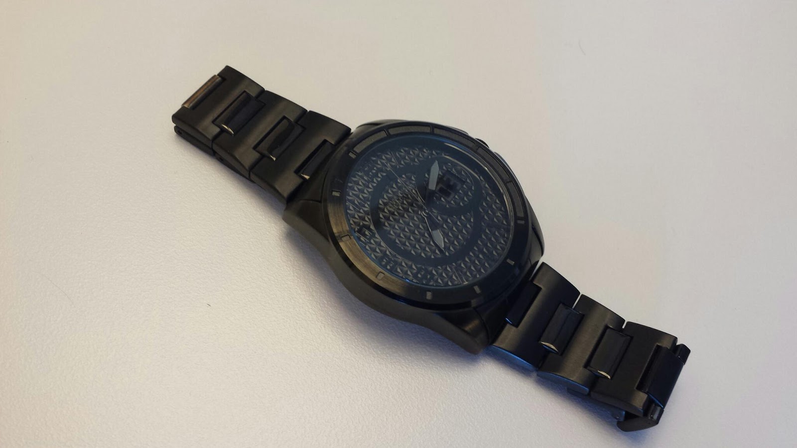 Which Watch Today...: Kenneth Cole Reaction RK3124