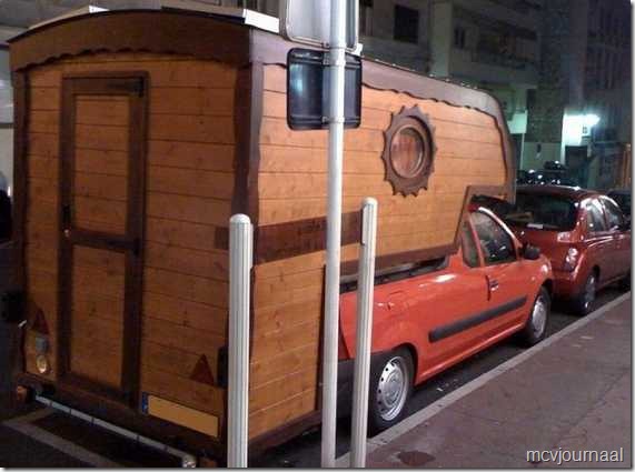 Dacia Pick Up Camper hout