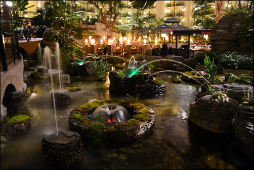 Opryland at night4