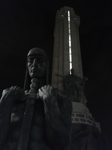 Monumento a los Caidos - Plaza de España
