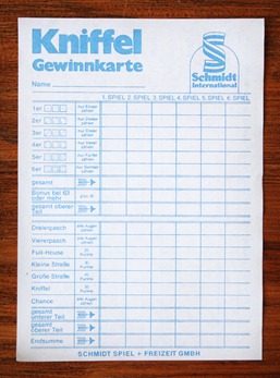 NACHGEMACHT - Spielekopien aus der DDR: Kniffel