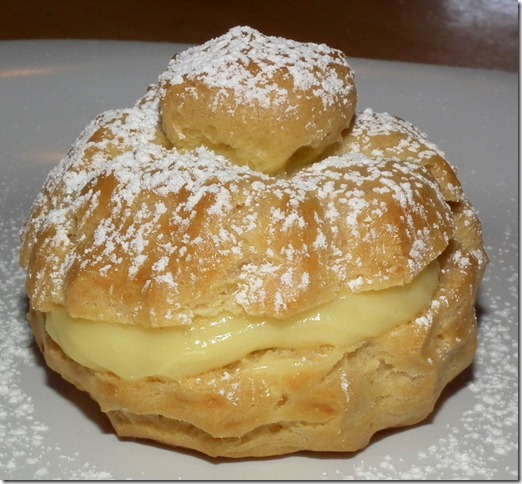 Cream Puffs with Pastry Cream 2-4-12