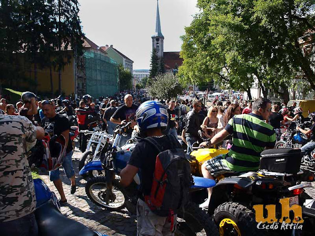 motoros2011_08.jpg