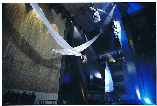 As part of the ribbon cutting ceremony at Hearst Tower, there was an acrobatic performance. As part of the ribbon cutting ceremony at Hearst Tower, there was an acrobatic performance.