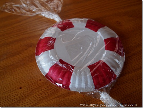 Wrap up your Paper Plate Peppermint Christmas Decoration Wrap up your Paper Plate Peppermint Christmas Decoration