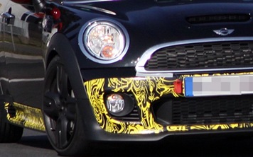 2013-Mini-Cooper-JCW-GP