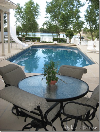 Back Yard Swimming Pool
