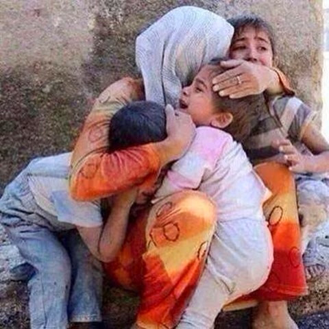 gaza - mothers are the only shelter