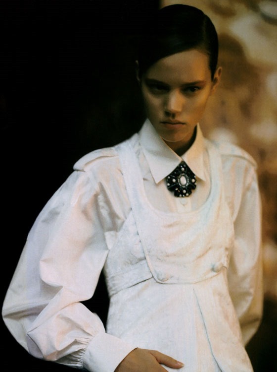 [vogue-italia-april-2006-paolo-roversi-freja-Edward-Enninful-6%255B5%255D.jpg]