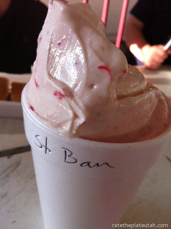 [The%2520Malt%2520Shoppe%2520Strawberry%2520Banana%255B4%255D.jpg]