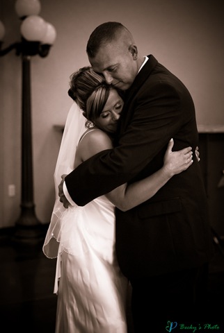 [JanelleAndRandy-443-Edit.jpg]