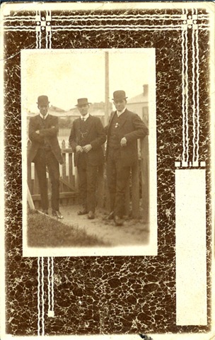 [three-men-in-hats-orig-edit%255B11%255D.jpg]
