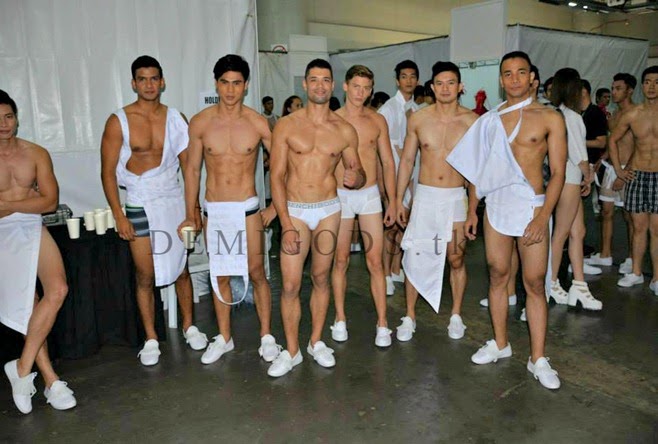 Bench The Naked Truth backstage (27)