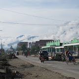 Trikora - traffic on Jl Trikora, Wamena (Ricky Munday, Nov 28, 2010)