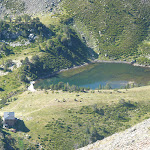 Zoom sur l'�tang des Truites et le refuge de Coma Pedrosa
