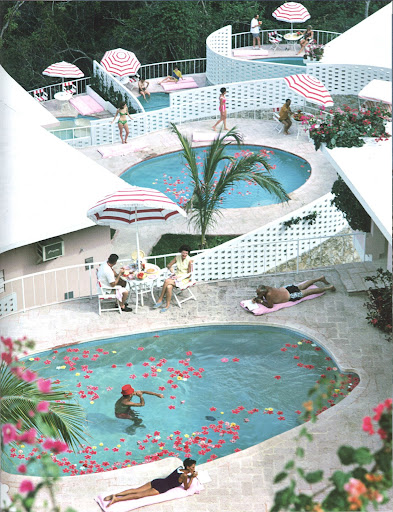 I love the idea of decorating the pool with floating petals. Lo Concha Beach Club, Acapulco, Mexico, 1968. (Poolside With Slim Aarons, Abrams) I love the idea of decorating the pool with floating petals. Lo Concha Beach Club, Acapulco, Mexico, 1968. (Poolside With Slim Aarons, Abrams)