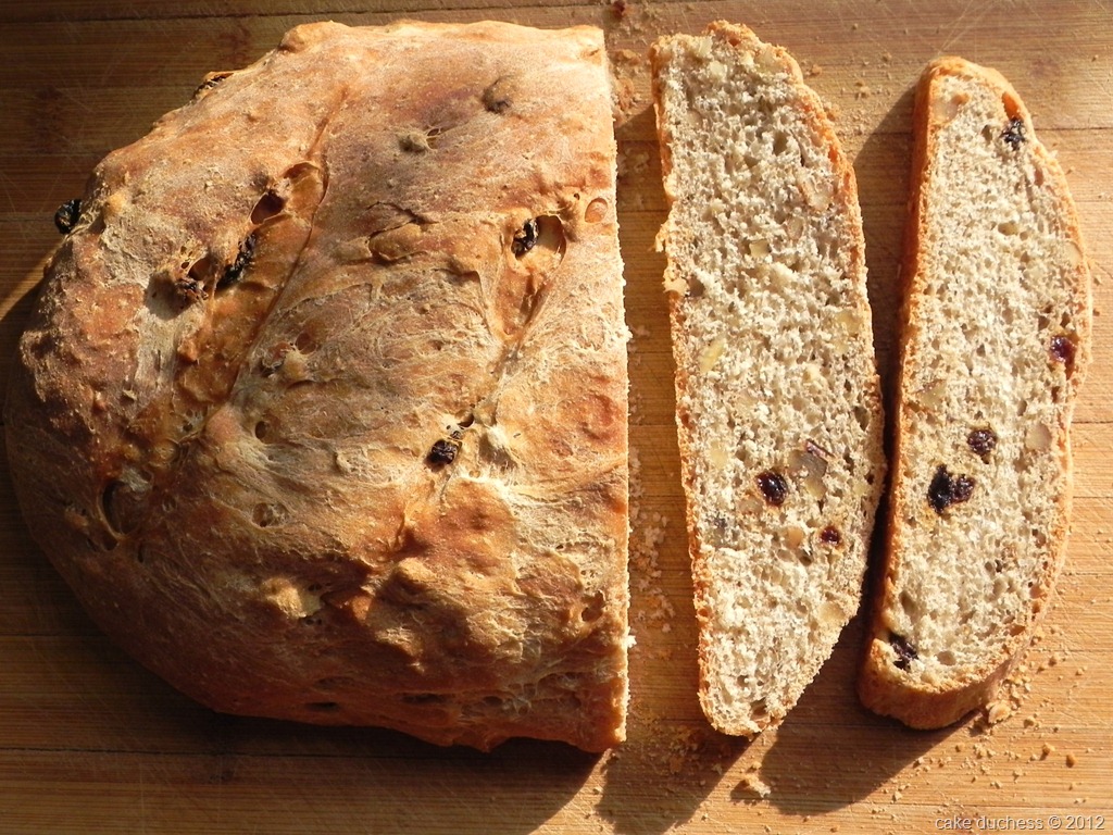 [rustic-walnut-raisin-bread-56.jpg]