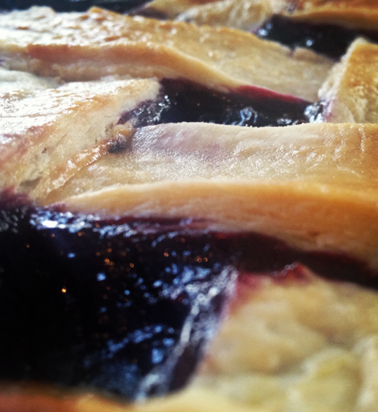 Homemade Blackberry Pie with the Best Homemade Pie Crust