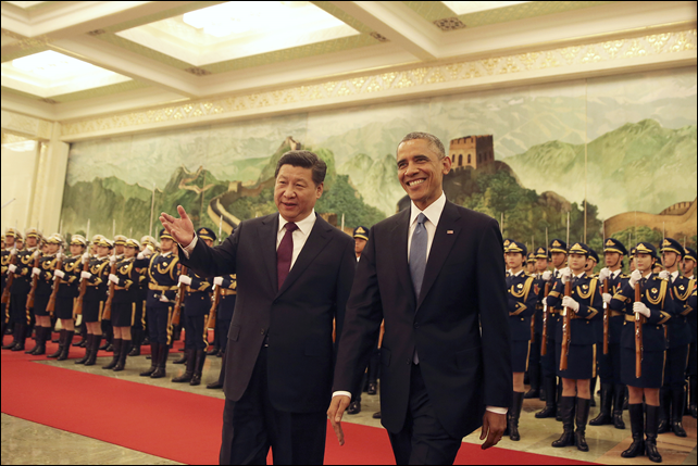 U.S. President Barack Obama and Chinese President Xi Jinping at a joint press conference on 11 November 2014 announcing a groundbreaking deal to reduce carbon emissions and tackle the growing crisis of global climate change. Photo: MSNBC