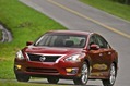 2013-Nissan-Altima-24